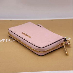 Michael Kors Jet Set Travel Wallet
Phone Case Wristlet Pink